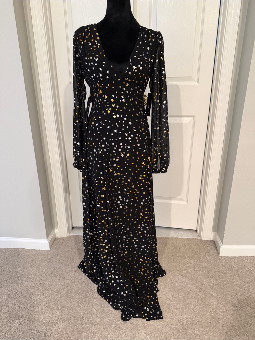 Lulu's Black Maxi Dress with Gold & White Star Print